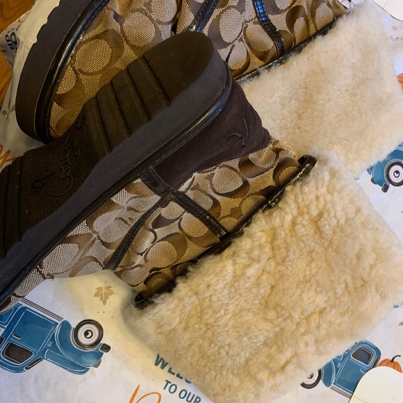 Coach Nikole Fuzzy Boots - Picture 8 of 8